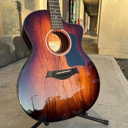 Taylor 224ce-K DLX Koa Deluxe with Hardcase