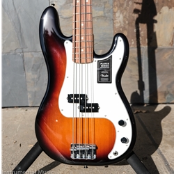 Fender Player Precision Bass, Pau Ferro Board, 3 Color Sunburst