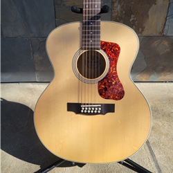Guild F-2512e Maple Jumbo with Solid Spruce Top