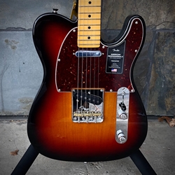 Fender American Professional II Telecaster Maple Neck, 3-Tone Sunburst
