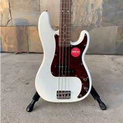 Squier Classic Vibe 60's P -Bass, Olympic White