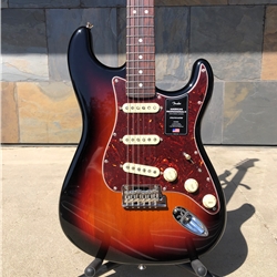 Fender American Professional Stratocaster, 3-Color Sunburst