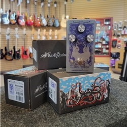 EarthQuaker Devices Hizumitas Fuzz Sustainar Pedal