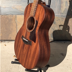 Taylor AD22E American Dream Sapele/Mahogany