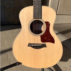 Taylor GS Mini-e QS Ltd Solid Sitka Spruce Layered Quilted Sapele Back and sides