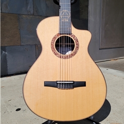 Taylor Jason Mraz Signature Model