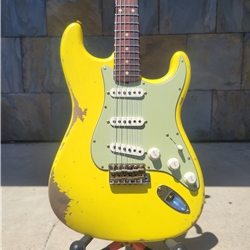 Fender Custom Shop 1961 Stratocaster Heavy Relic Graffiti Yellow