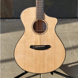 Breedlove Oregon Concert CE Sitka-Myrtlewood