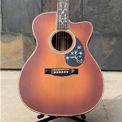 Used Martin Custom Shop Madagascar OM14F Cutaway Amber Tone 1933