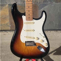 Fender Dealer Exclusive American Professional II Stratocaster Roasted Maple Fingerboard Two Color  Sunburst