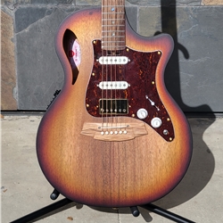 Cole Clarke New TRUE HYBRID Thinline, All Blackwood, cutaway, Cole Clark Balanced Hum Sing Sing, Sunburst