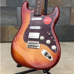 Squier Limited Edition Classic Vibe™ '60s Stratocaster® Sienna Sunburst