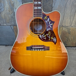 Gibson Hummingbird Standard EC Heritage Cherry Sunburst