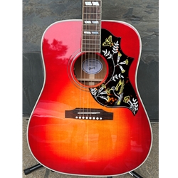 Gibson Hummingbird Standard Vintage Cherry Sunburst Acoustic with Case