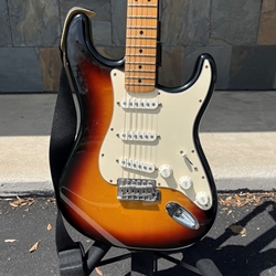 Used 2008 Fender MIM Standard Stratocaster with Gig Bag