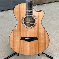 Taylor 312ce 12-Fret Walnut/Cedar Custom Select