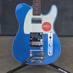 Squier Classic Vibe™ Custom Telecaster® SH with Bigsby, Parchment Pickguard, Lake Placid Blue