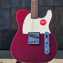 Squier Classic Vibe™ Custom Esquire®, Laurel Fingerboard, Parchment Pickguard, Candy Apple Red