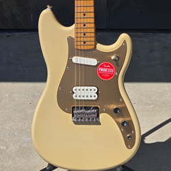 Squier Classic Vibe™ Duo-Sonic™ HS, Maple Fingerboard, Gold Anodized Pickguard, Desert Sand