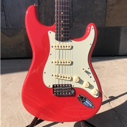 Fender Limited Edition American Vintage II '61 Stratocaster® 3A Flame Maple Neck,Rosewood Fingerboard, Fiesta Red
