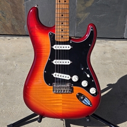 Used Fender MX Stratocaster with Gigbag