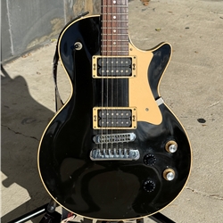 Used 1994 Heritage H-140 Black with Case