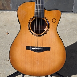 Yamaha TAS3 C TransAcoustic Guitar (2nd Gen) Sandburst