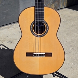 Used Cordoba C9 SP/MH Classical with Gigbag