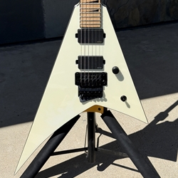 Used 2016 Jackson Custom Shop Select Randy Rhoads RR24 Electric Guitar