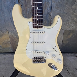 Used Late 80's Fender MIJ ST-62 Stratocaster Vintage White