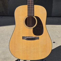 Martin D-18 Mahagoany Back and Sides